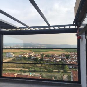 Guillotine Vertical Slider