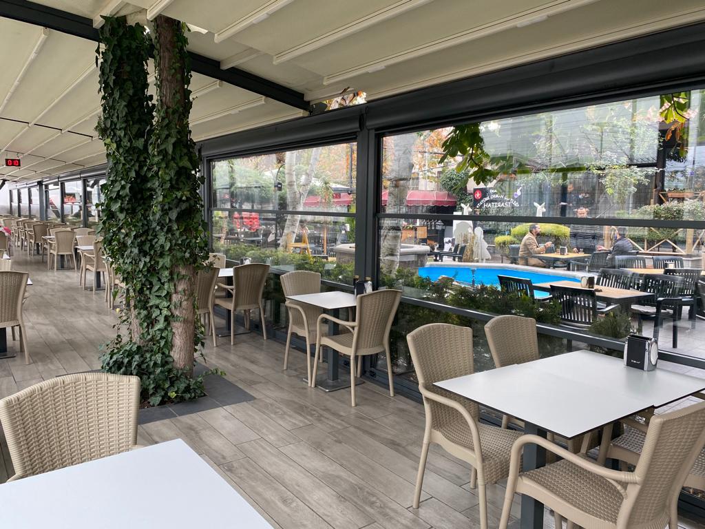 Vertical Sliding Windows