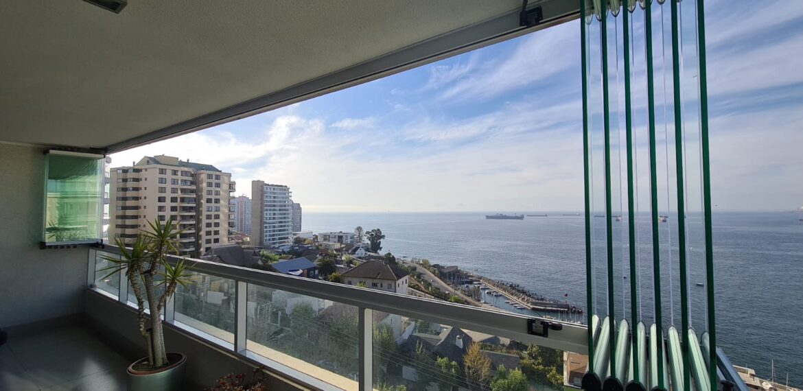 Frameless Glass Balcony System