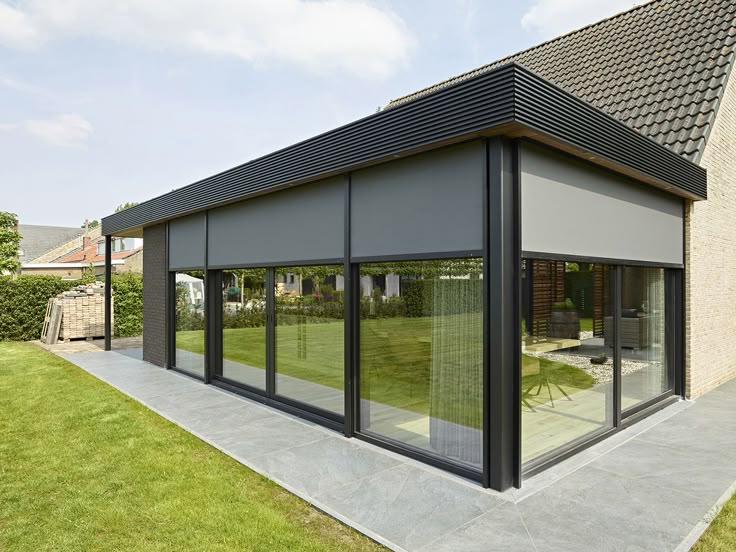 Motorized Zip Screen