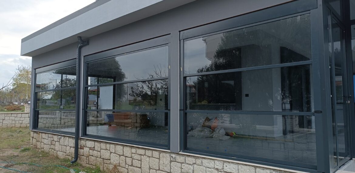 Motorized Vertical Window in India